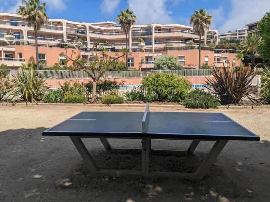 Appartement Vue Mer Sur Les Hauteurs De Nizza Esterno foto