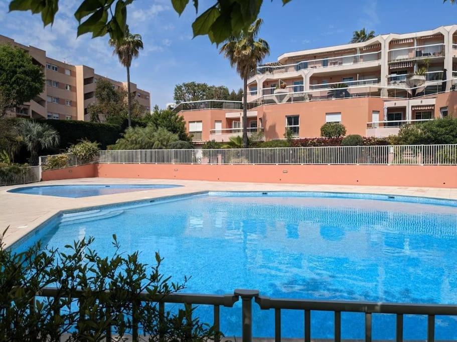 Appartement Vue Mer Sur Les Hauteurs De Nizza Esterno foto