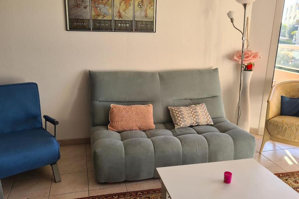 Appartement Vue Mer Sur Les Hauteurs De Nizza Esterno foto