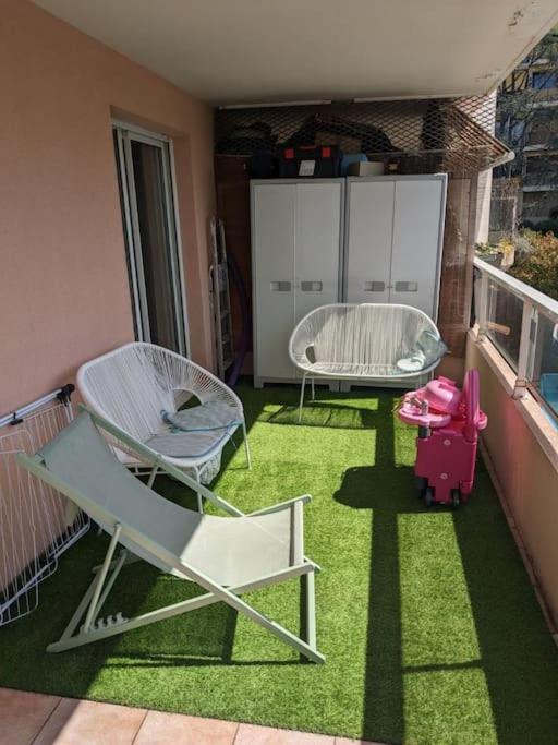 Appartement Vue Mer Sur Les Hauteurs De Nizza Esterno foto